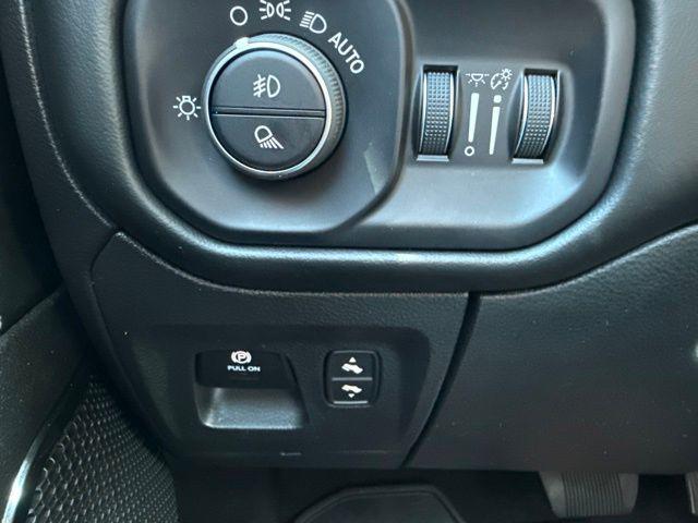 2023 Ram 1500 Limited Crew Cab 4x4 5'7" Box