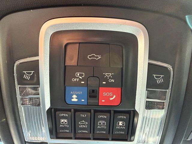 2023 Ram 1500 Limited Crew Cab 4x4 5'7" Box