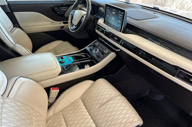 2023 Lincoln Aviator Black Label