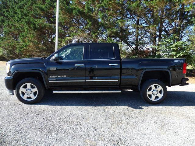 2015 GMC Sierra 2500HD Denali 2015 GMC Sierra 2500HD Denali