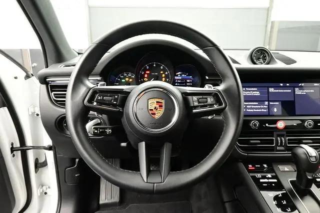 2024 Porsche Macan Macan