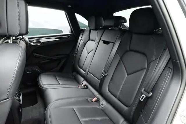 2024 Porsche Macan Macan
