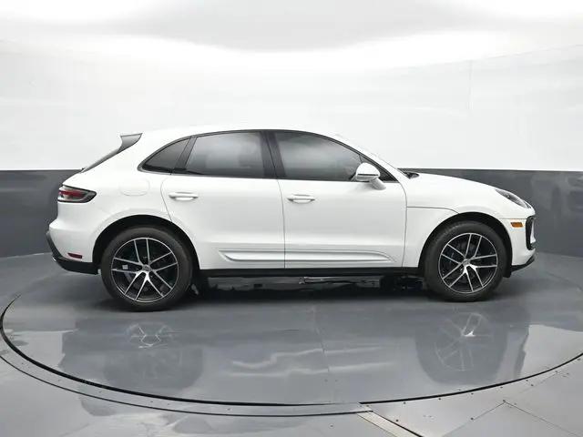 2024 Porsche Macan Macan