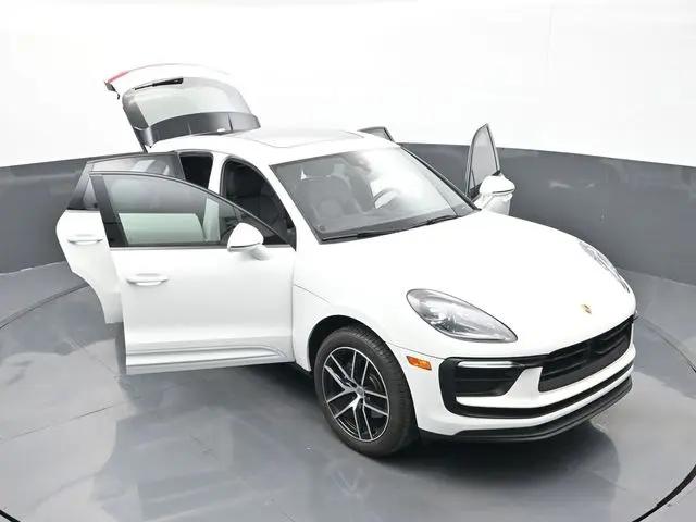 2024 Porsche Macan Macan