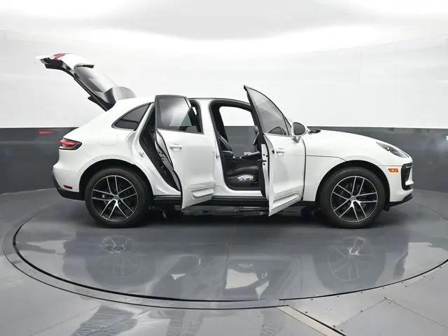2024 Porsche Macan Macan