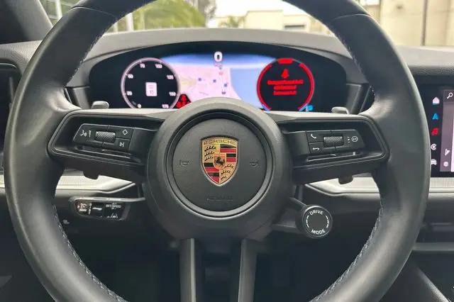 2024 Porsche Cayenne Cayenne