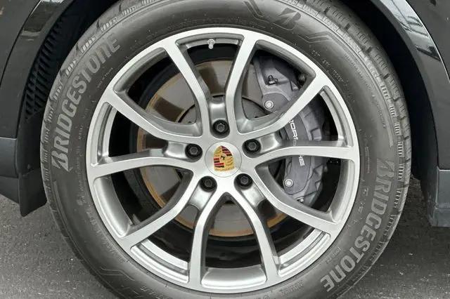 2024 Porsche Cayenne Cayenne