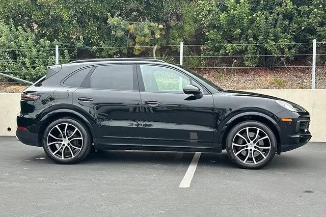 2023 Porsche Cayenne Cayenne