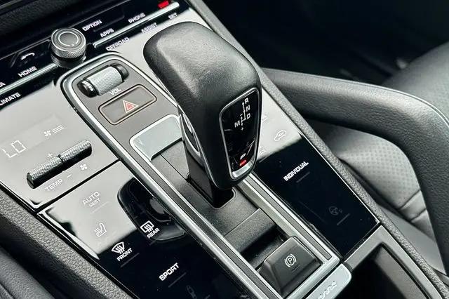 2023 Porsche Cayenne Cayenne