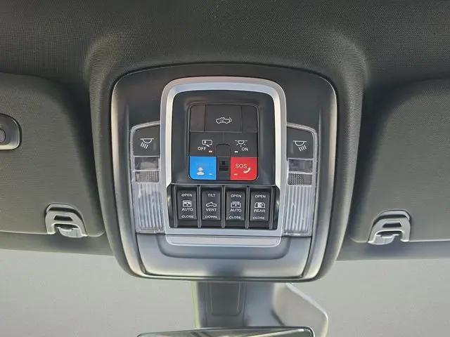 2026 Ram 1500 Laramie Crew Cab 4x4 57 Box