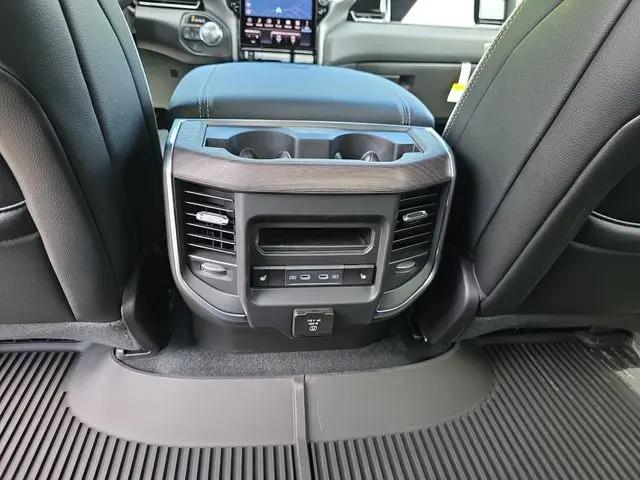 2026 Ram 1500 Laramie Crew Cab 4x4 57 Box
