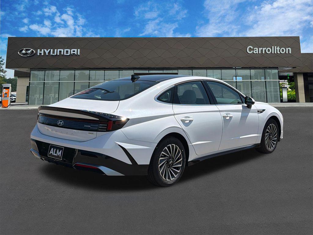 New 2026 White Hyundai SEL image 6