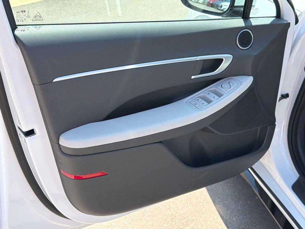New 2026 White Hyundai SEL image 11