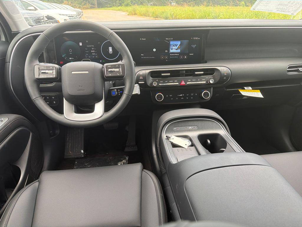 New 2026 White Hyundai SEL 7P image 23