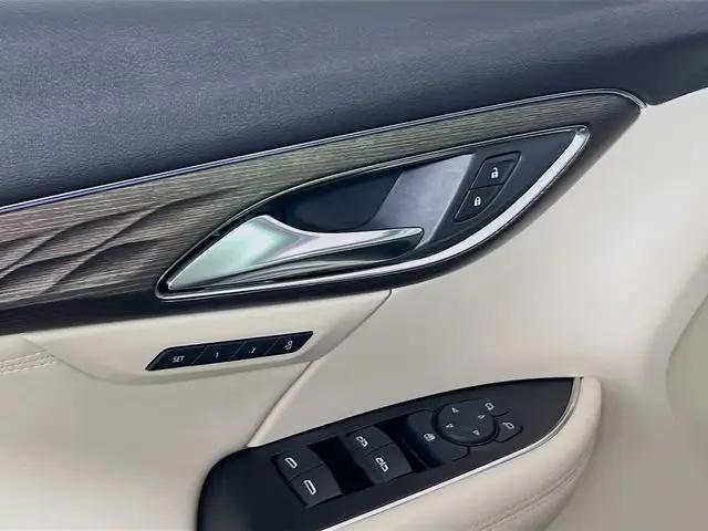 2023 Buick Envision Avenir AWD