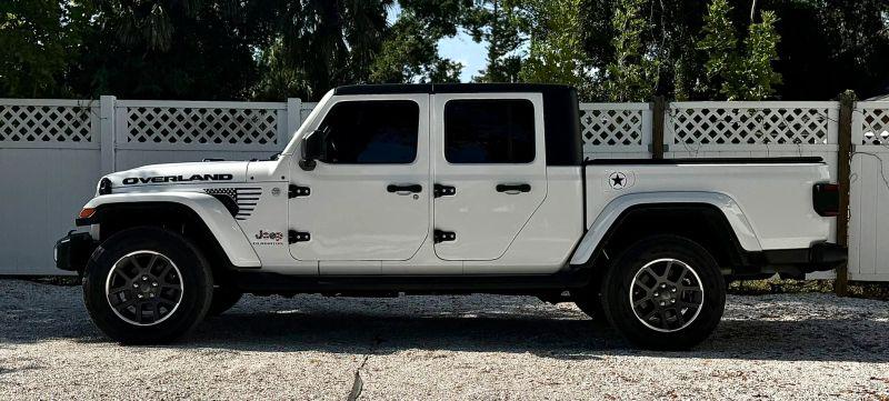 2021 Jeep Gladiator Overland