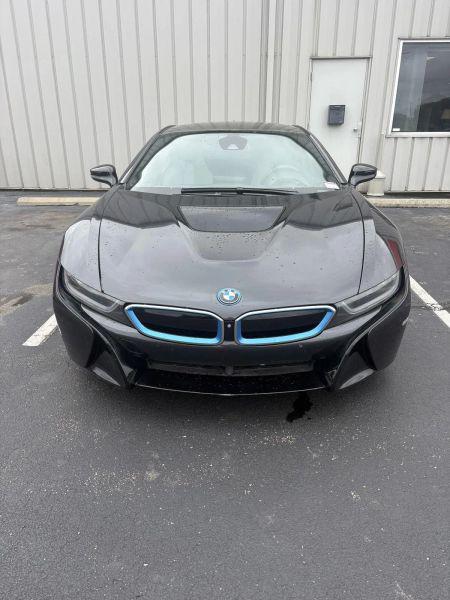 2015 BMW i8 Base