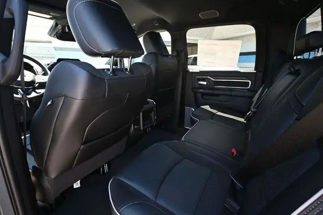 2026 Ram 2500 Laramie Crew Cab 4x4 64 Box