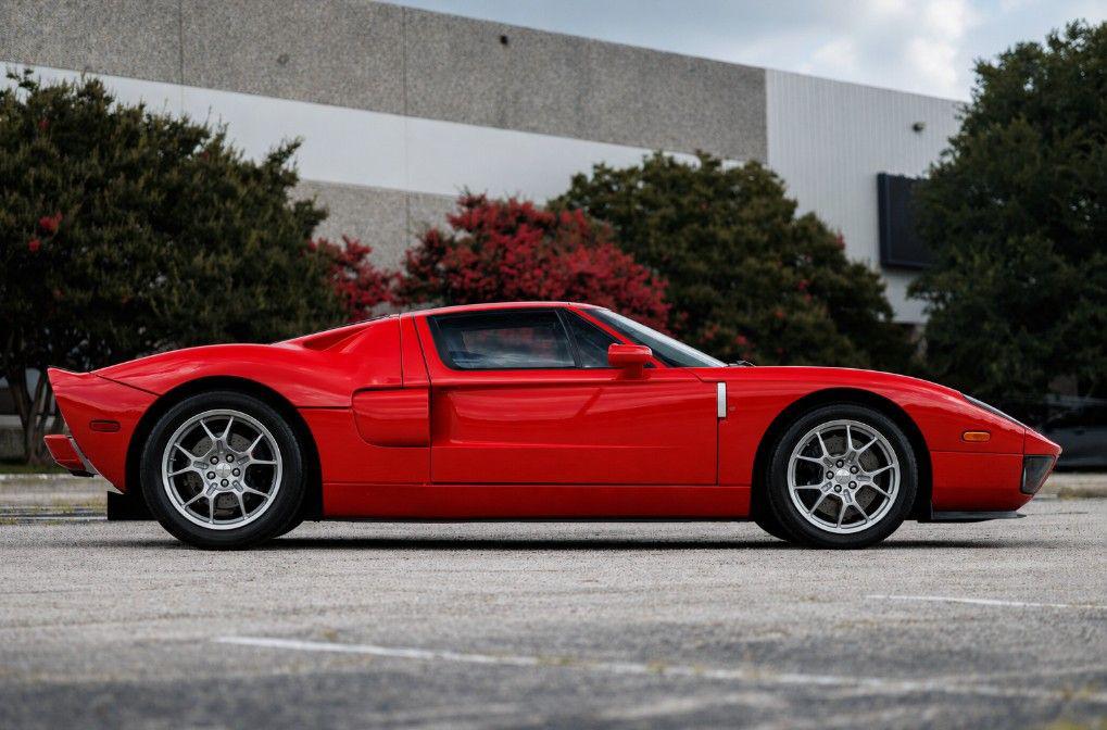 2005 Ford GT Base - Photo 7