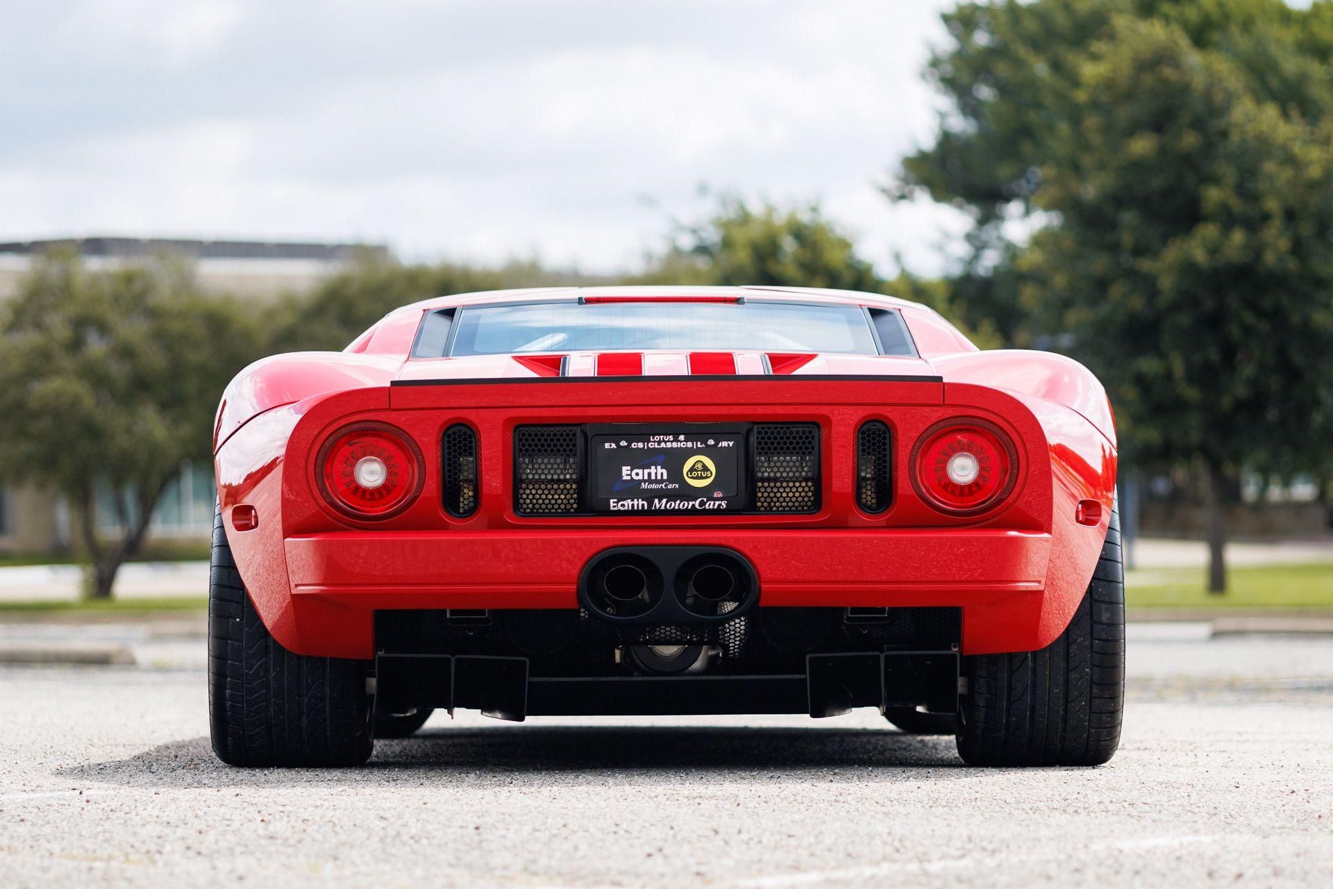 2005 Ford GT Base - Photo 9