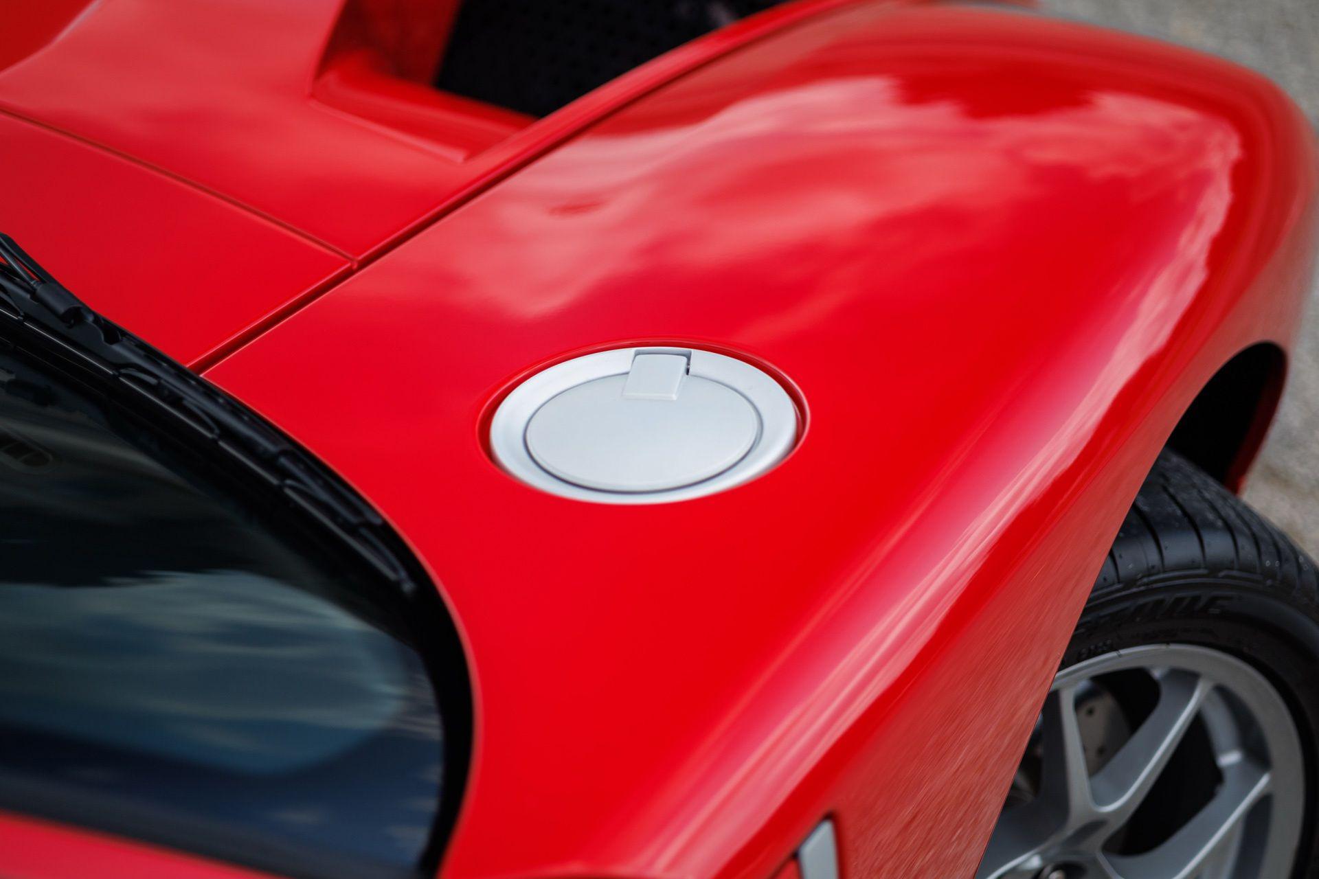 2005 Ford GT Base - Photo 28
