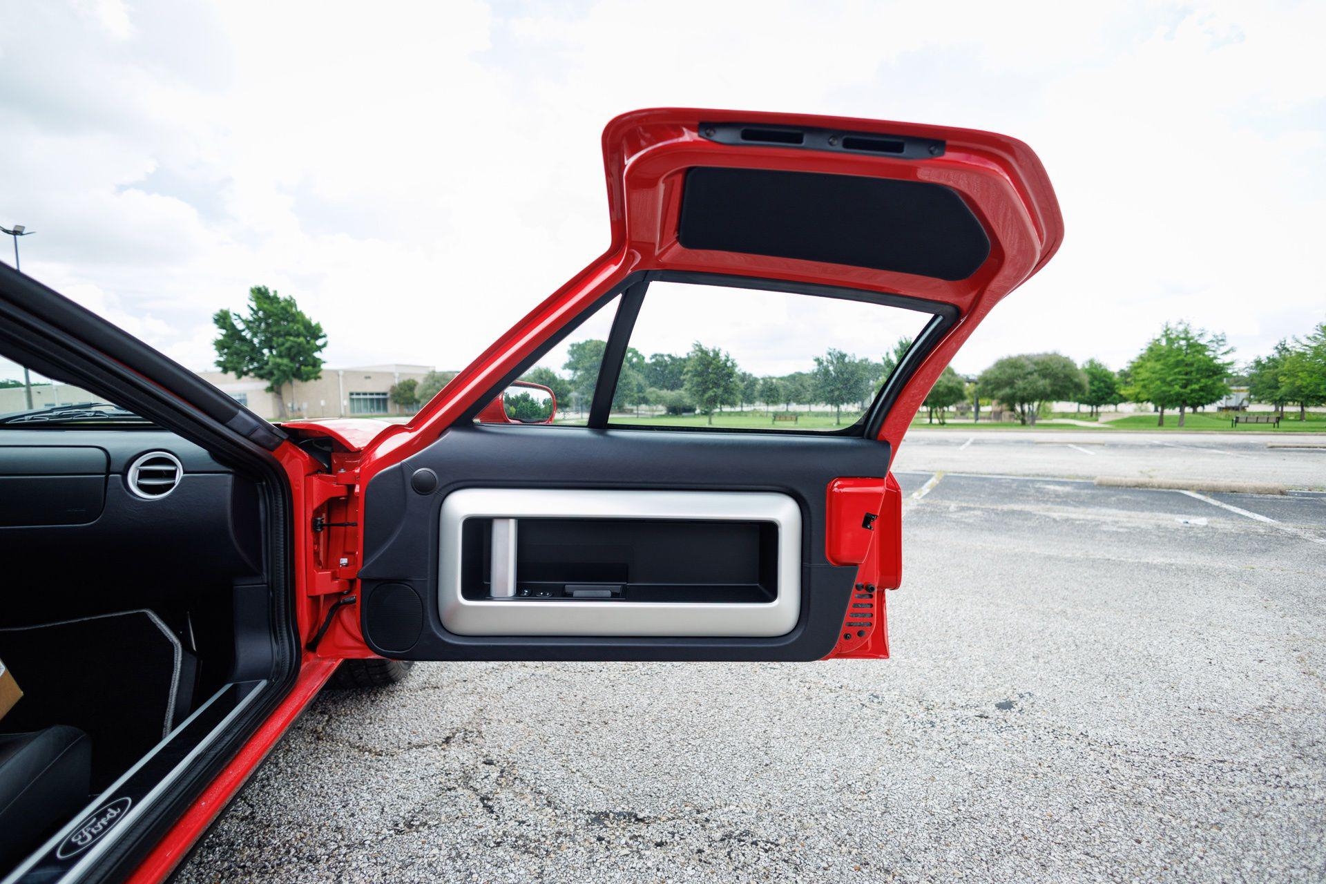 2005 Ford GT Base - Photo 31