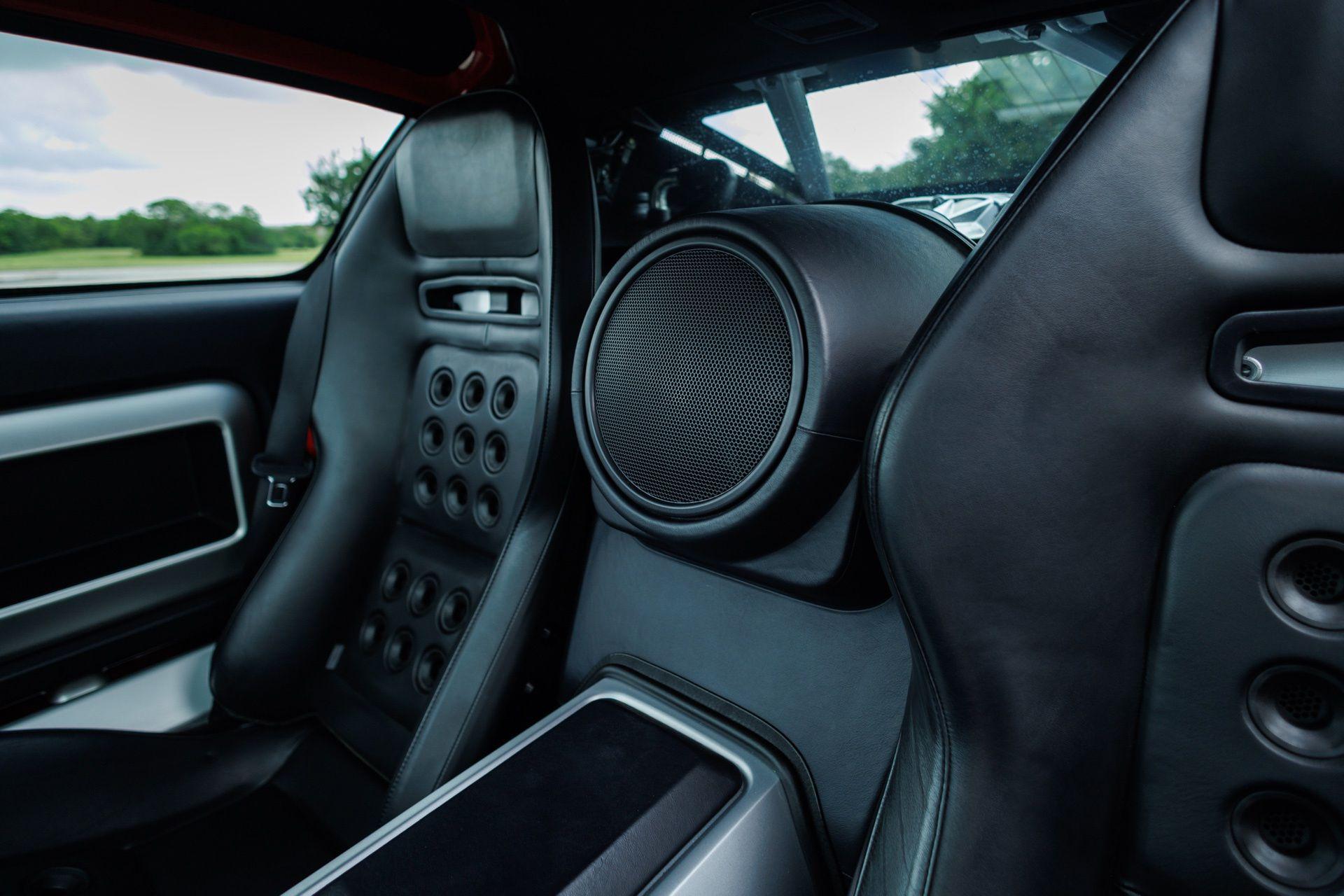 2005 Ford GT Base - Photo 34