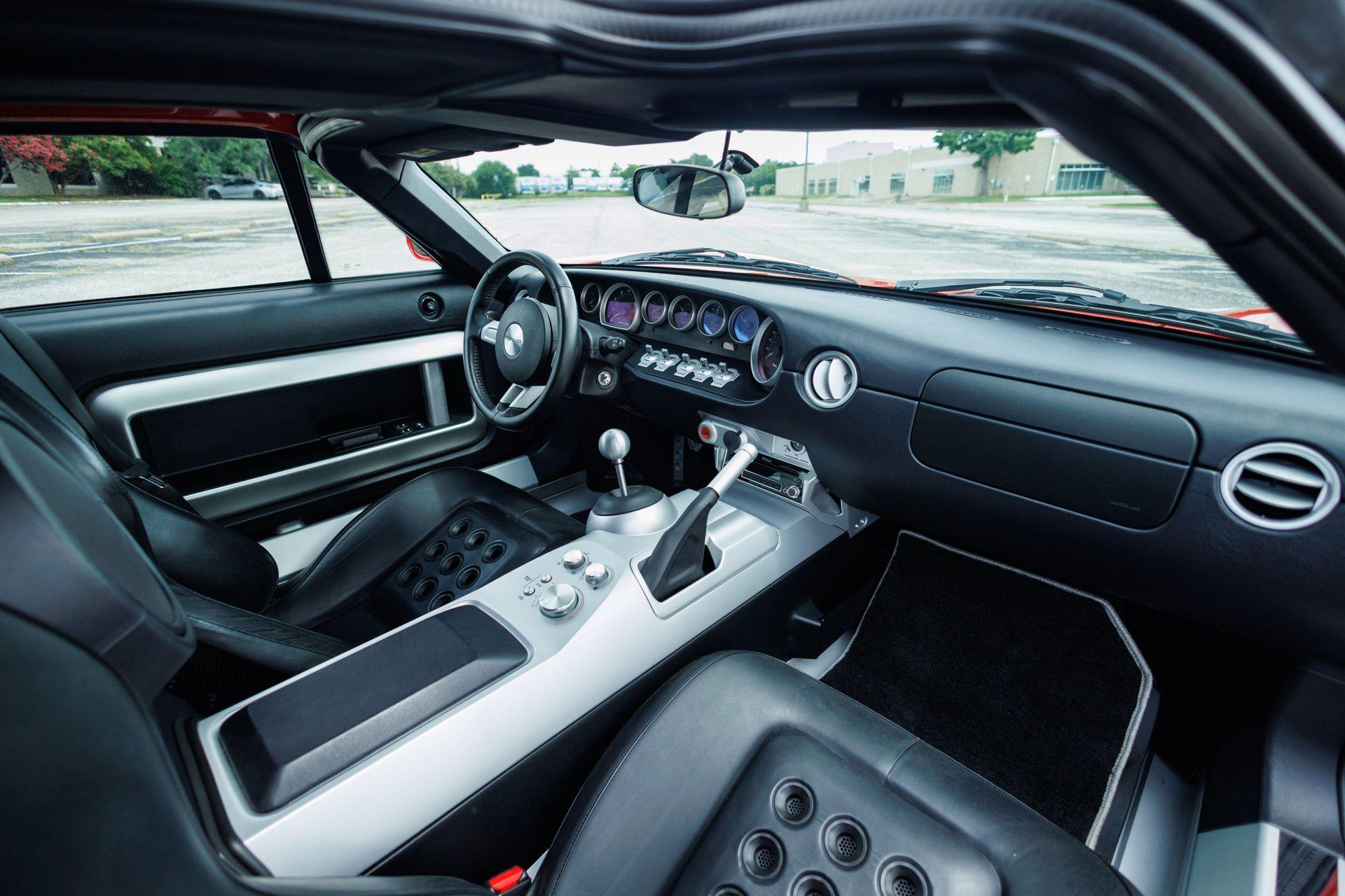 2005 Ford GT Base - Photo 45