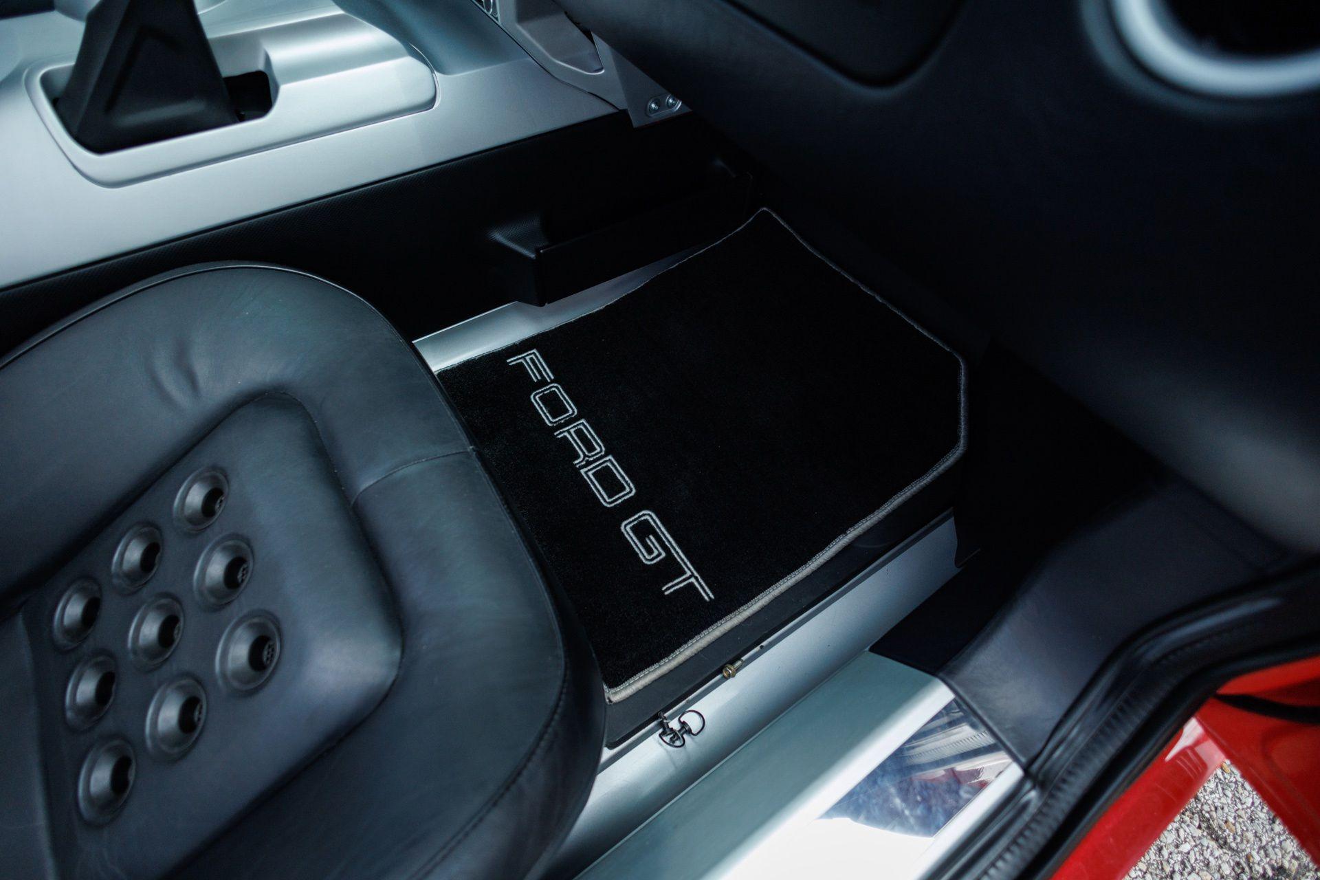 2005 Ford GT Base - Photo 47