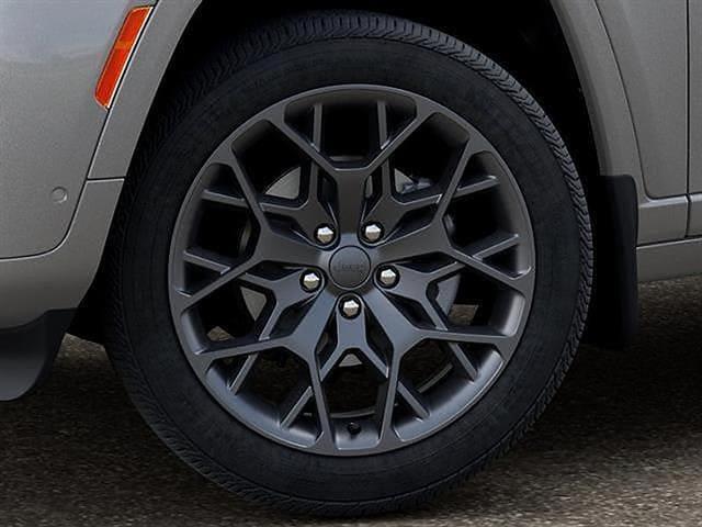 New 2026 Jeep Grand Cherokee Summit 4x4 For Sale in East Hanover, NJ