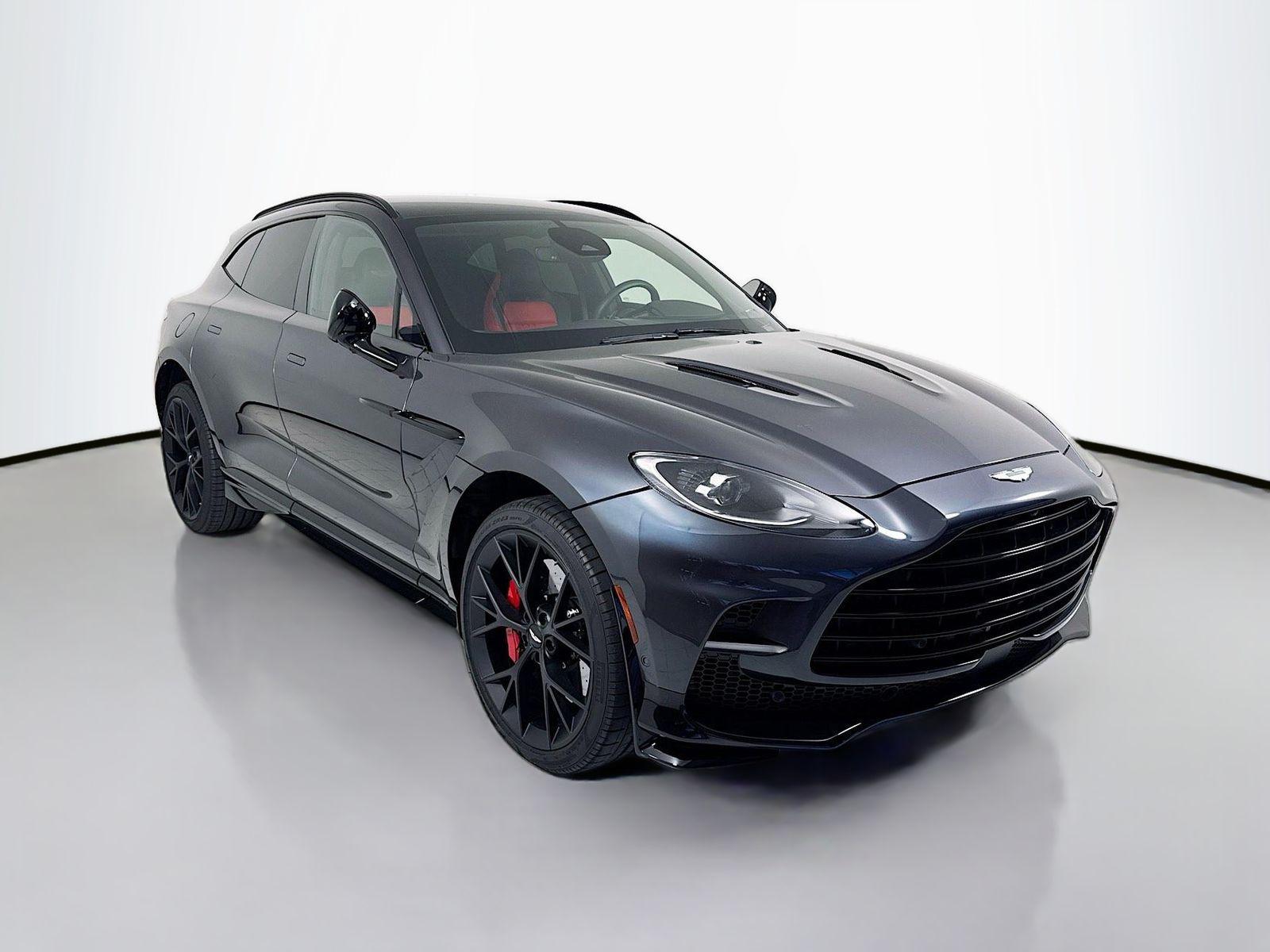 2025 Aston Martin DBX 4.0 V8 707 AWD's photo