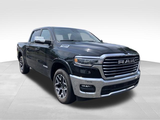 2025 RAM 1500 Laramie Crew Cab 4x4 57 Box