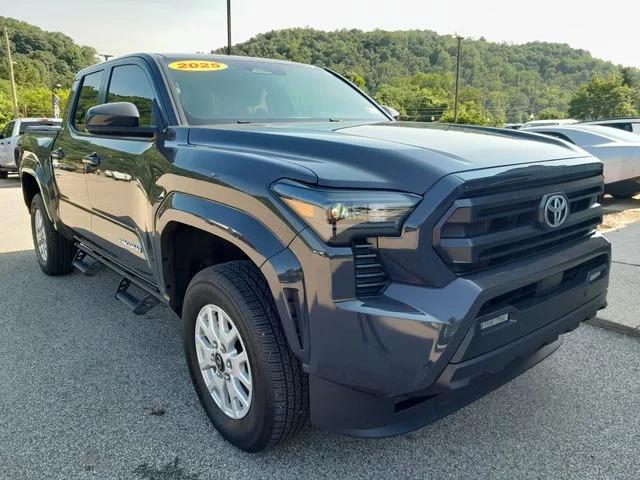2025 Toyota Tacoma SR5 2025 Toyota Tacoma SR5