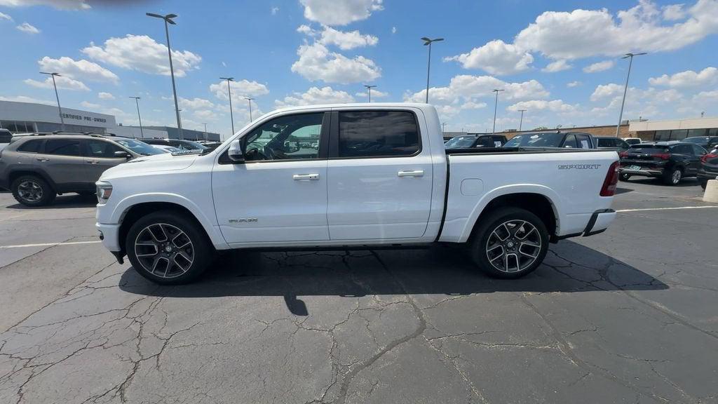 View vehicle photo 5