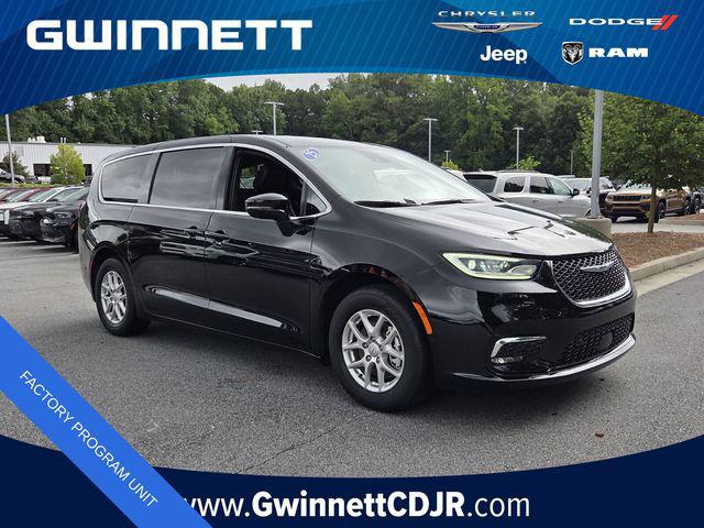 2025 Chrysler Pacifica Select for sale in Stone Mountain, GA