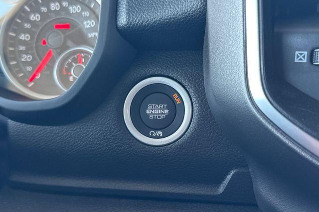 2026 Ram 1500 Express Crew Cab 4x4 57 Box