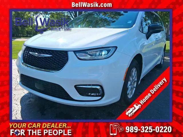 2024 Chrysler Pacifica Touring L for sale in Caro, MI