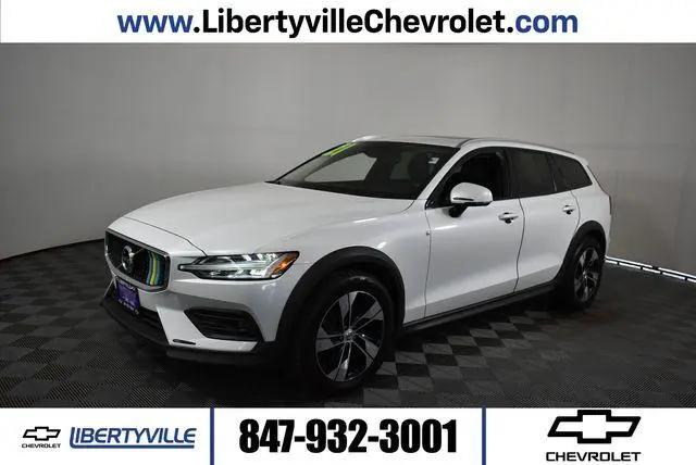 2021 Volvo V60 Cross Country T5 for sale in Libertyville, IL