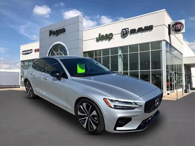 2022 Volvo S60 B5 Momentum for sale in Powderly, KY