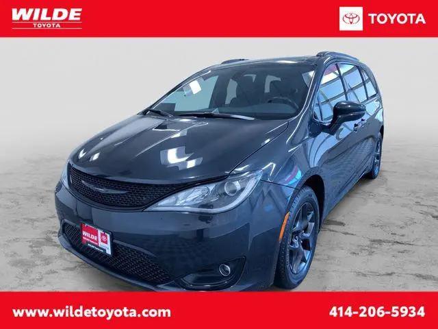 2019 Chrysler Pacifica Limited for sale in West Allis, WI