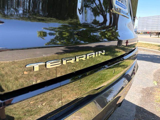 2027 GMC Terrain AWD AT4