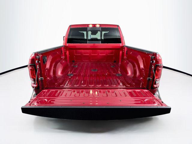 2026 Ram 2500 Black Express Crew Cab 4x4 64 Box