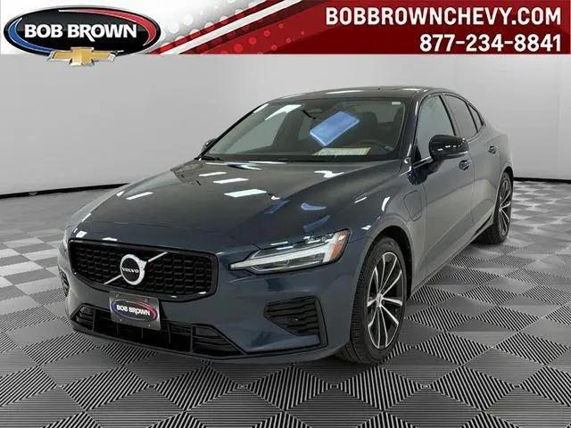 2023 Volvo S60 Recharge T8 Core Dark Theme for sale in Urbandale, IA