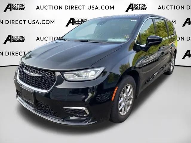 2025 Chrysler Pacifica Select for sale in Raleigh, NC