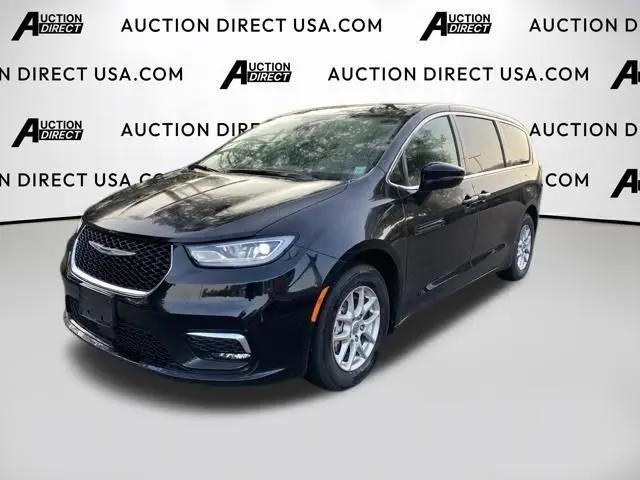 2025 Chrysler Pacifica Select for sale in Raleigh, NC