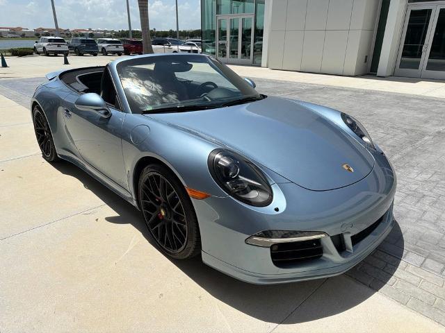2016 Porsche 911 Carrera 4 GTS