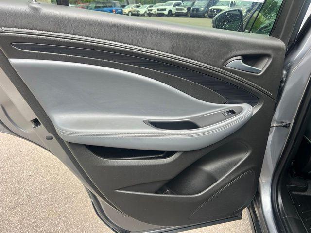 2020 Buick Envision FWD Essence