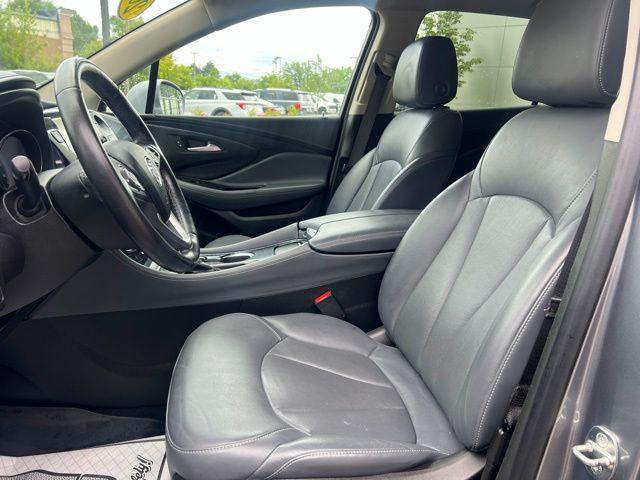 2020 Buick Envision FWD Essence