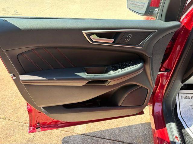 2021 Ford Edge ST-Line