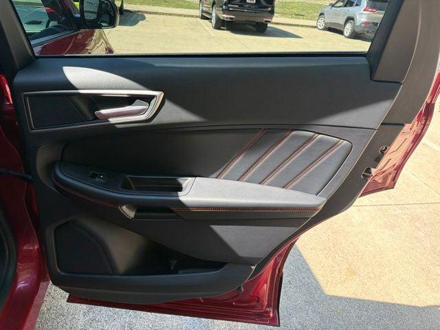 2021 Ford Edge ST-Line